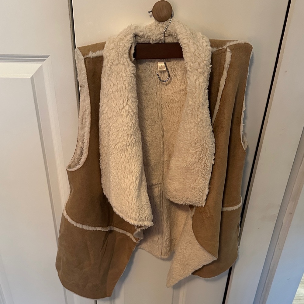 Miami Tan and Cream Shearling Vest